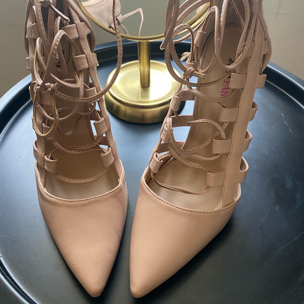 CREAMY PINK LACE UP HEEL BY JUST FAB (w10)